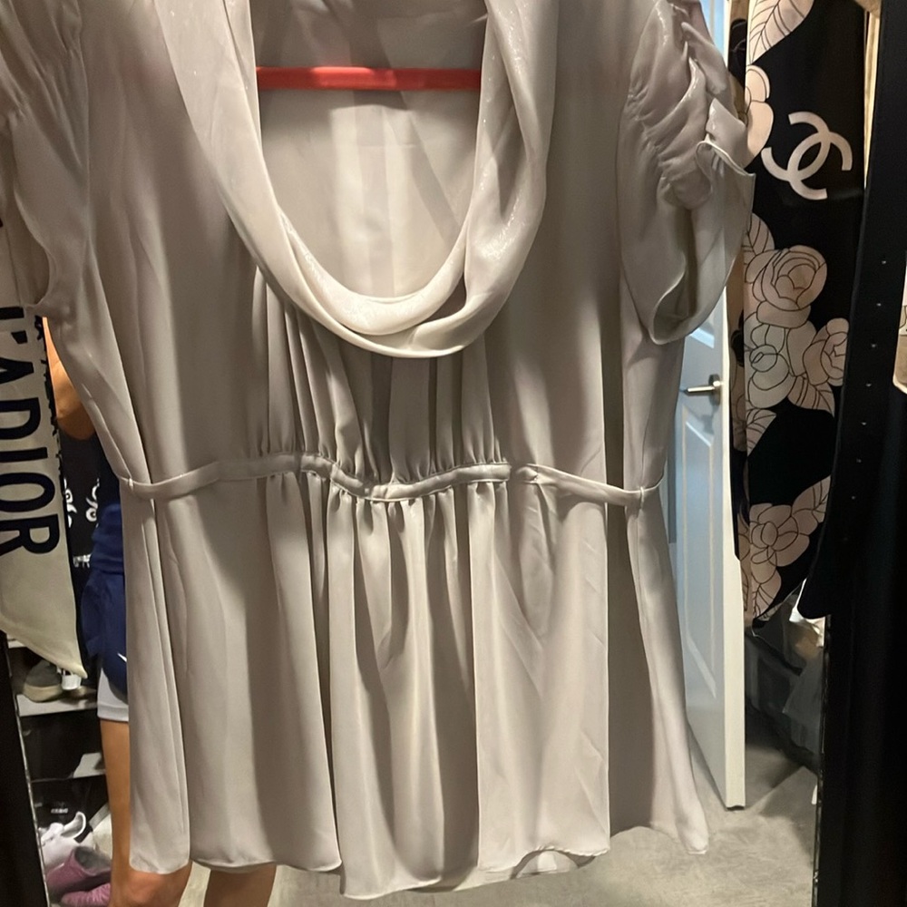 Elegant Gray Women's Top